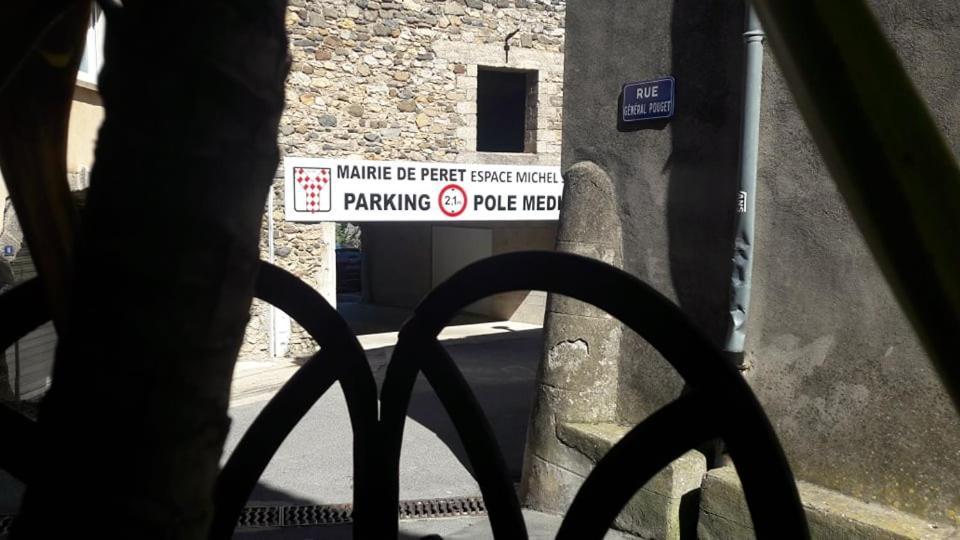 Joli loft dans village pittoresque Péret Extérieur photo